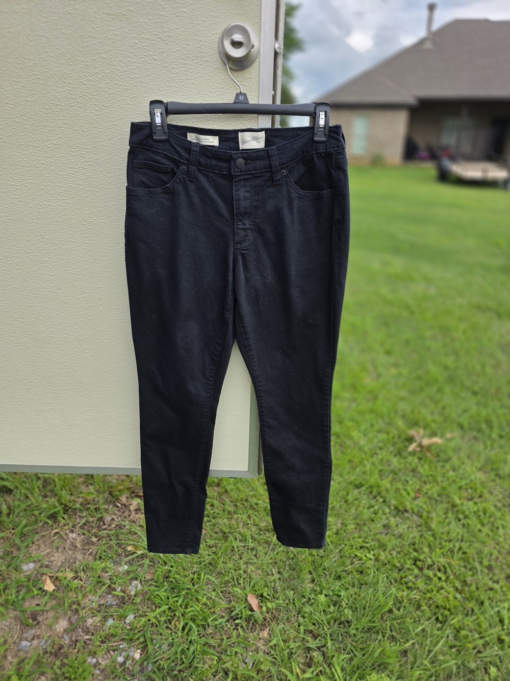 Universal Thread Black Skinny Jeans for Women